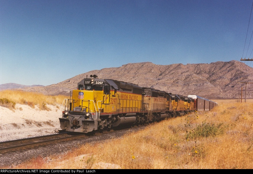 Vehicle train cruises west